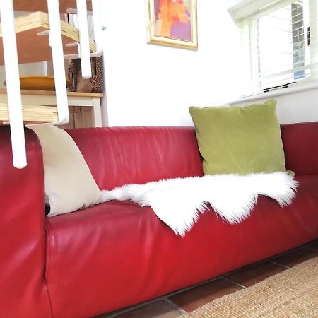 Unique Cottage Retreat Brighton Bagian luar foto