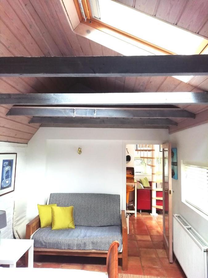 Unique Cottage Retreat Brighton Bagian luar foto