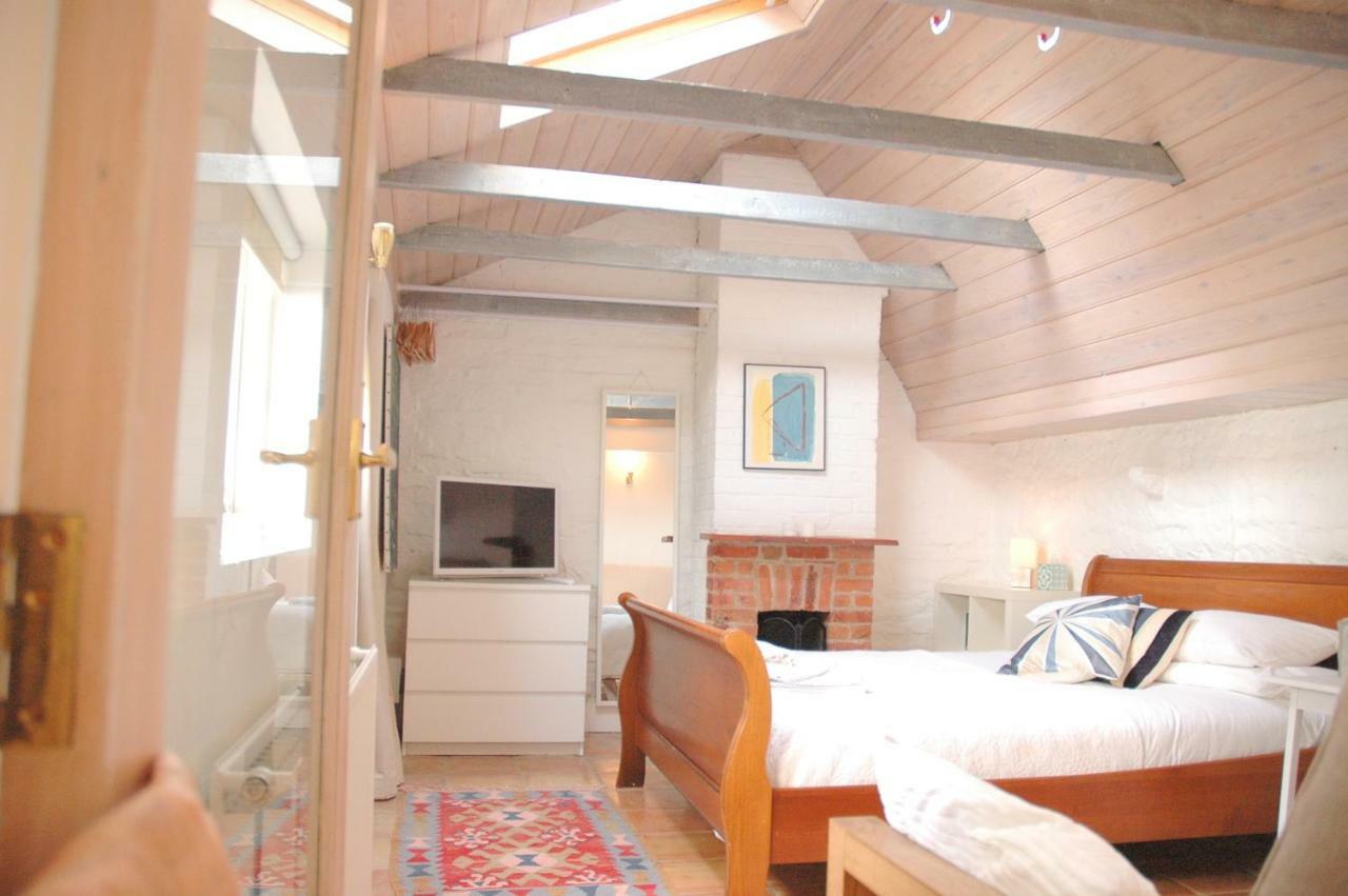 Unique Cottage Retreat Brighton Bagian luar foto